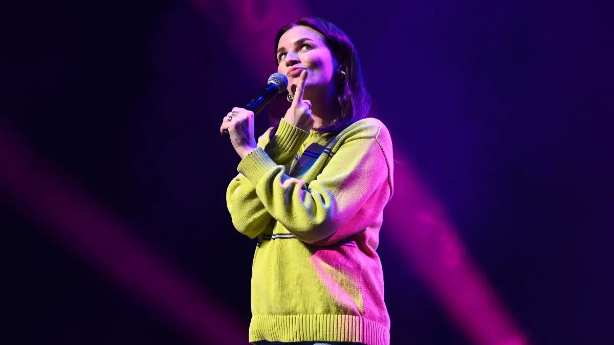 aisling bea — GB news