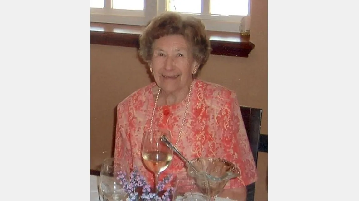 una crown — GB news