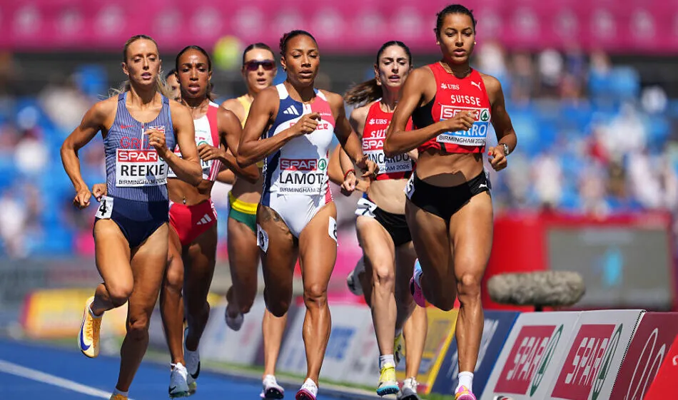 Audrey Werro leads with Jemma Reekie (far left) (Getty)